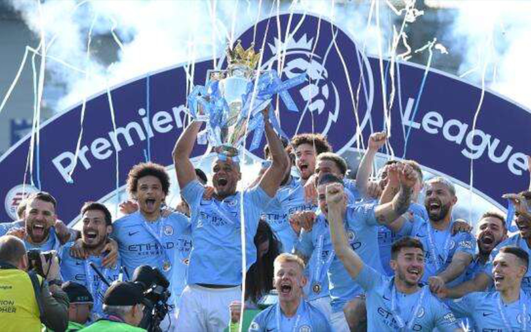 离正式签约 离正式签约